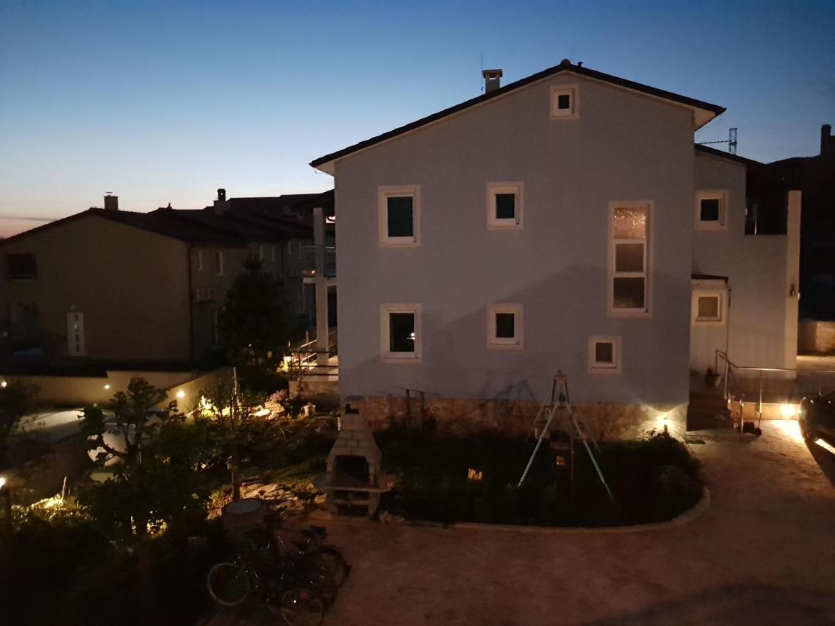 Appartement Mateo Barbariga Eksteriør bilde